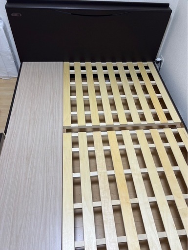 (6/27まで)分解済み　クイーンサイズベッドフレーム（FranceBeD）