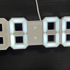 LED 壁掛けデジタル時計の画像