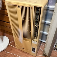 引き取りの方決まりましたので受付完了です
エアコンの画像
