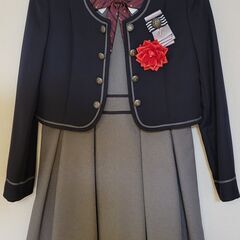 小学生の女の子用、卒業式に着る服、靴下、靴