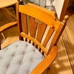 MIKIMOKU 張り替えボタン締め　ダイニングチェア
の画像