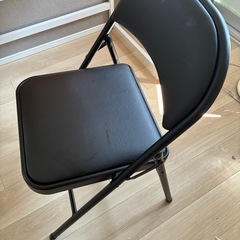 折りたたみ式椅子