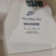 【タグ付き未使用】NIKEレディースTシャツの画像