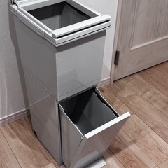 ニトリゴミ箱★におい漏れを防ぐ(2段 38L)の画像