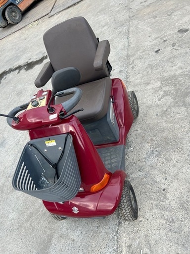 スズキセニアカー4輪