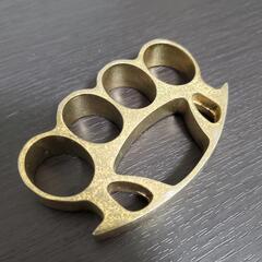 カイザーナックル　メリケンサック　護身具