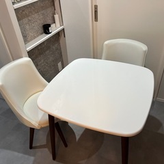おしゃれなダイニングテーブルセット！