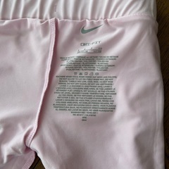 NIKEのウェアスカートの画像