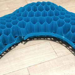 ハニカムゲルクッション U型(ネックピロー)の画像
