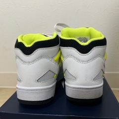 Reebok リーボックPUMP OMNI ZONE II 15cmの画像