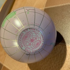 カラフル地球儀缶＆ミニ地球儀マグネット3個セットの画像