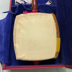 【ジャンク品】三味線 和楽器 弦楽器 長唄 木製 ケース付き 現状品の画像