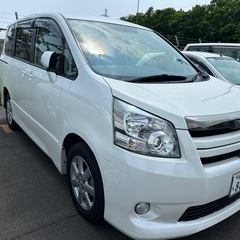 トヨタ　ノア　Si 4WD の画像