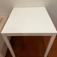 送料込み！IKEA ダイニングテーブル 伸長式 120/180x75 cm 白 楽天市場】ikea ダイニングテーブル 伸長式（テーブル