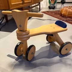 ボーネルンド 木の三輪車