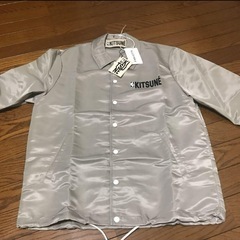 新品未使用✴︎Maison KITSUNE NBAコラボの画像