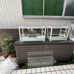 爬虫類ケージまとめ売り
の画像