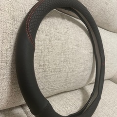 車のステアリングカバー の画像