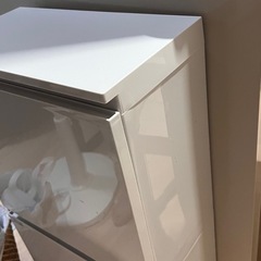 ゴミ箱とプラスキマラックの画像
