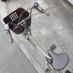 【美品】Panasonic パナソニック 電動アシスト自転車 Gyutto BE-ELAE033G ラクイック搭載 ギュット・アニーズ・EX 20型 マットオリーブ バッテリー16Ah 電動自転車 プレミアムリアチャイルドシート キーレスモデルの画像