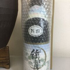 🍀繊月 純米焼酎 25度 1.8L + 「美品」専用壺の画像