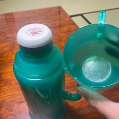 水筒の画像