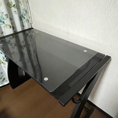 モダン ガラスパソコンテーブル