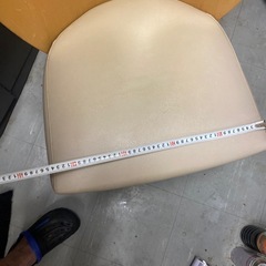 オフィスチェア　椅子　高さ調整可能の画像