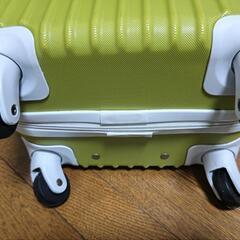 小型 キャリーケース の画像