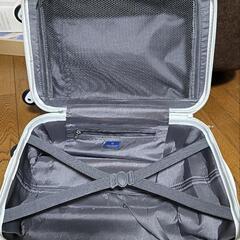 小型 キャリーケース の画像