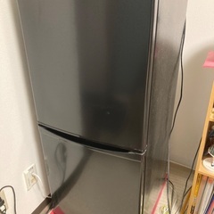 一人暮らし用冷蔵庫(アイリスオーヤマ：IRSD-14A-B)の画像