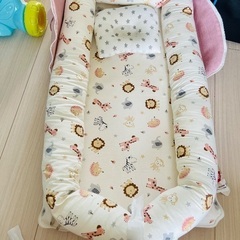 ポータブルベッドベビーベッドの画像