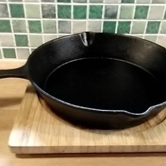 スキレット　19.5cm 鉄製　ゲタ付き