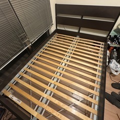IKEAベッドフレーム　ダブルサイズ200x140cm
