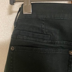 291295=HOMMEのパンツの画像
