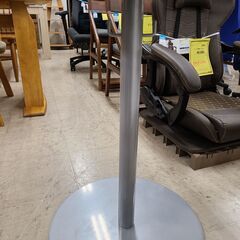 J9857　ラウンジテーブル　丸テーブル　VRT-750　ホワイト　クリーニング済み【リユースのサカイ柏店】参考価格14,080円の画像