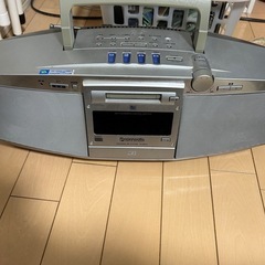 ポータブルCD MDプレーヤー
