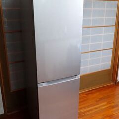 引取希望 アイリスオーヤマ 冷凍冷蔵庫 231L 美品