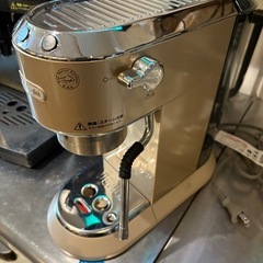 最終De'Longhi エスプレッソマシン EC680の画像