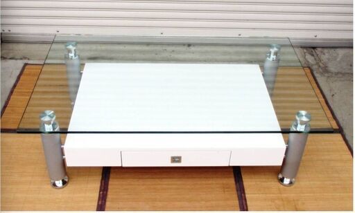 デザイン家具　センターテーブル　棚・引出し付き　ガラス天板　ローテーブル　ホワイト　リビングテーブル　おしゃれ　モダン　机
