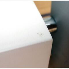 デザイン家具　センターテーブル　棚・引出し付き　ガラス天板　ローテーブル　ホワイト　リビングテーブル　おしゃれ　モダン　机の画像