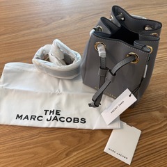 MARC JACOBS グレー ショルダーバッグ - メルカリ