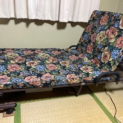 取引決まりました　
電動リクライニングベッドの画像