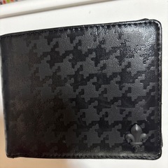 二つ折り財布