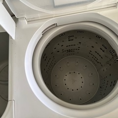 東芝二層式洗濯機の画像
