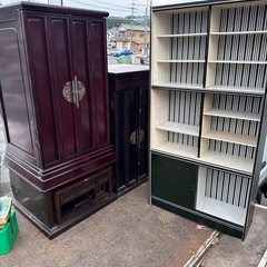仏壇、昭和レトロテーブル食器棚
