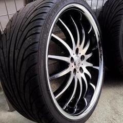 バリ溝タイヤ付きホイール　265/30/22の画像