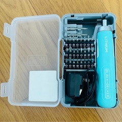 BLACK+DECKER 3.6V電動ドライバー BD40K27Bの画像