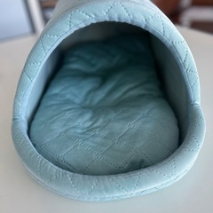 【美品】定価¥3,480-ひんやり犬用ドームベッド グリーンDの画像