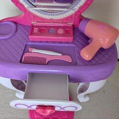 おもちゃドレッサーの画像